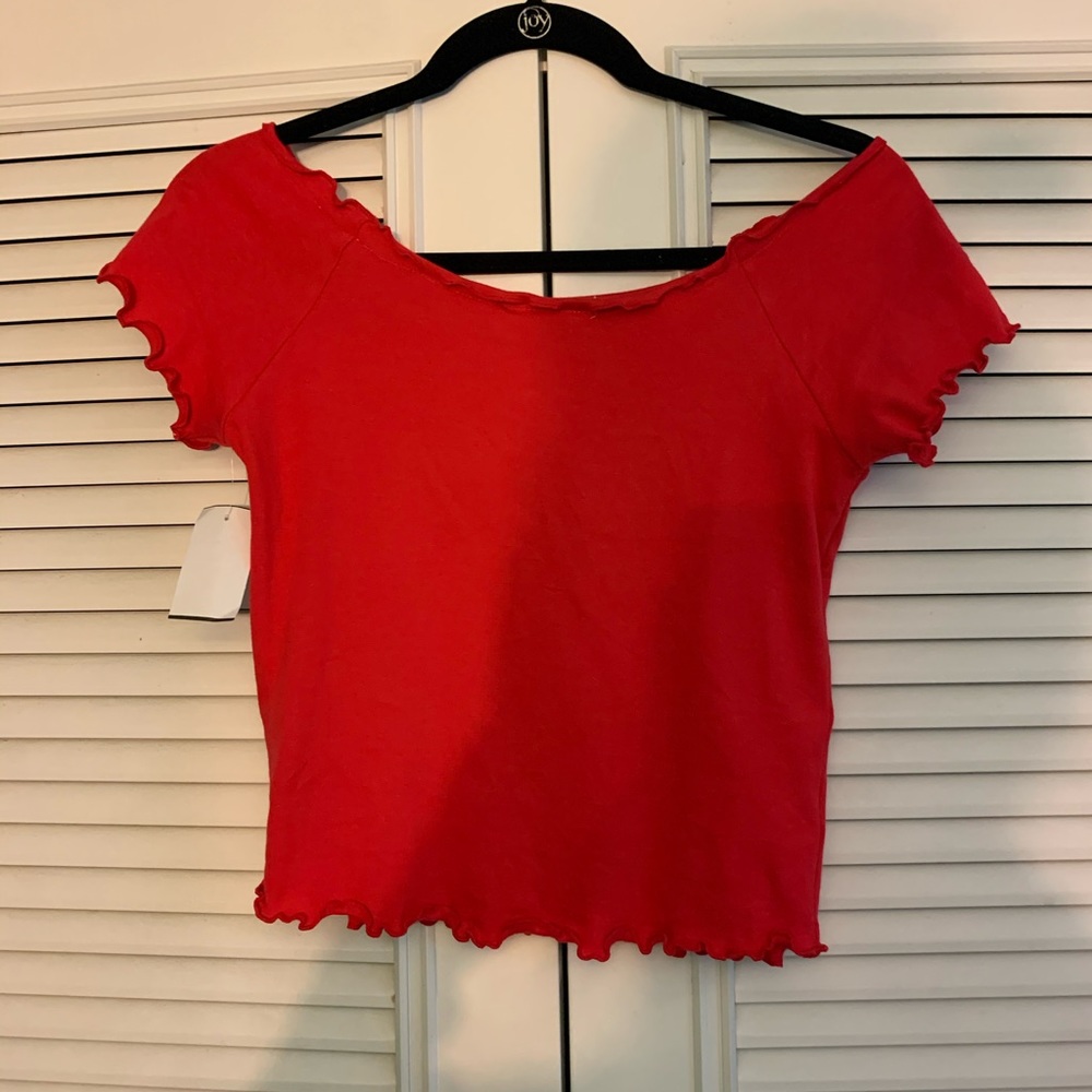 Red top - Picture 2 of 2